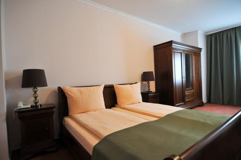 Hotel Tex Club Ботошані Номер фото